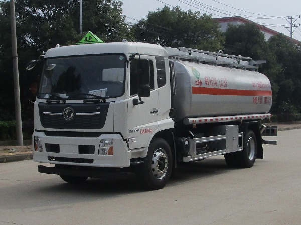 天威緣牌TWY5180GYYD6型運(yùn)油車(chē)